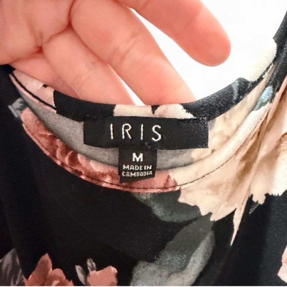 iris bodysuit in Black with Pink & Cream Blooms - Picture 3 of 3